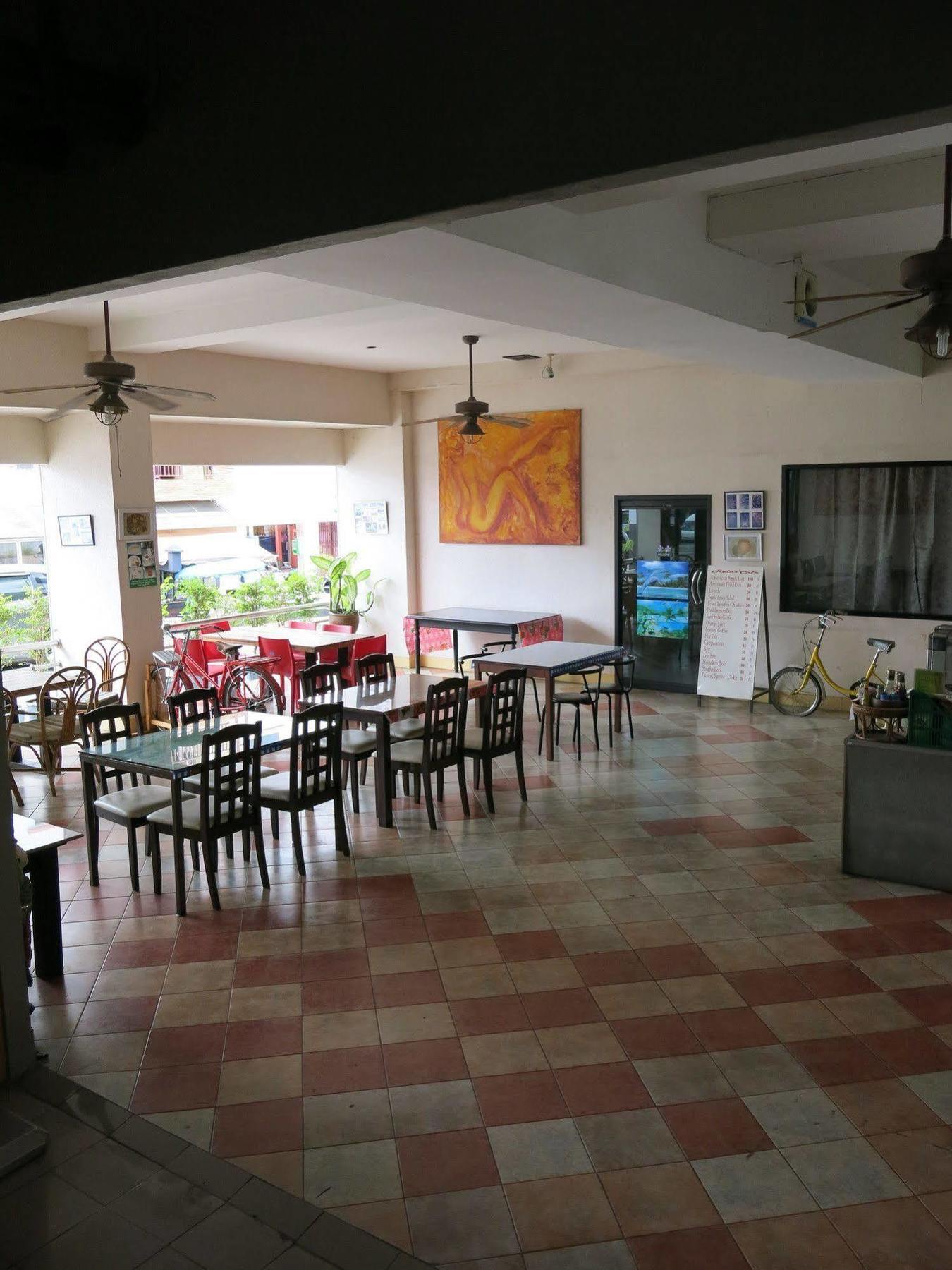 Rome Place Hotel Phuket Esterno foto